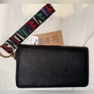 Steve Madden NWT Black Wristlet Zip Around Wallet w/ Lots of Card Slots, ID Slot